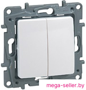 Выключатель Legrand Etika 6 722 02